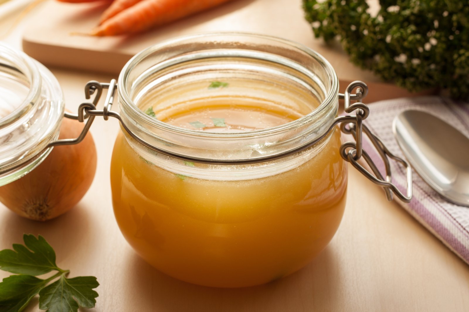 A Tasty And Healthy Vegan "Bone" Broth Recipe